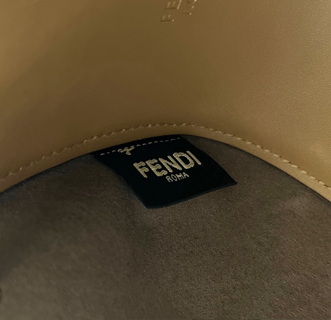769fd4115e05bd1a37ff59fb0e4ffa66_1678860023_0629.jpg