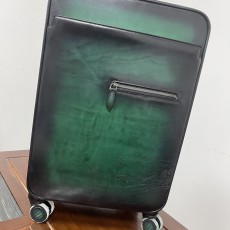 벨루티 캐리어