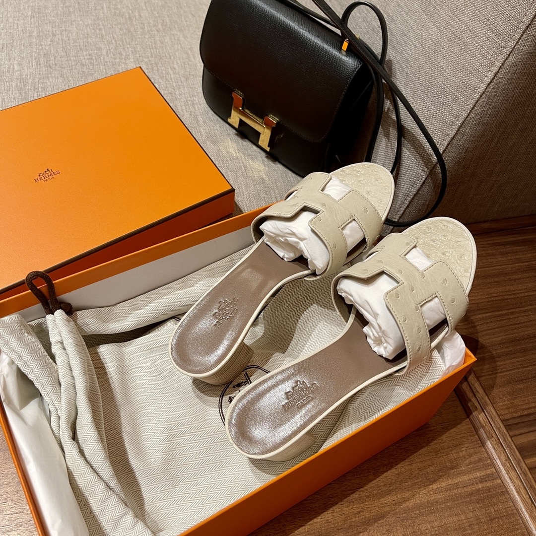 에르메스 오아시스슬리퍼(타조)