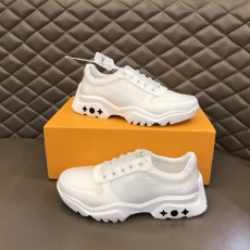 루이비통 스니커즈
