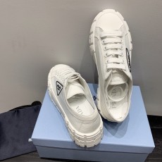 프라다 스니커즈