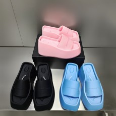 알렉산더맥퀸 슬리퍼