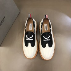 톰브라운 스니커즈