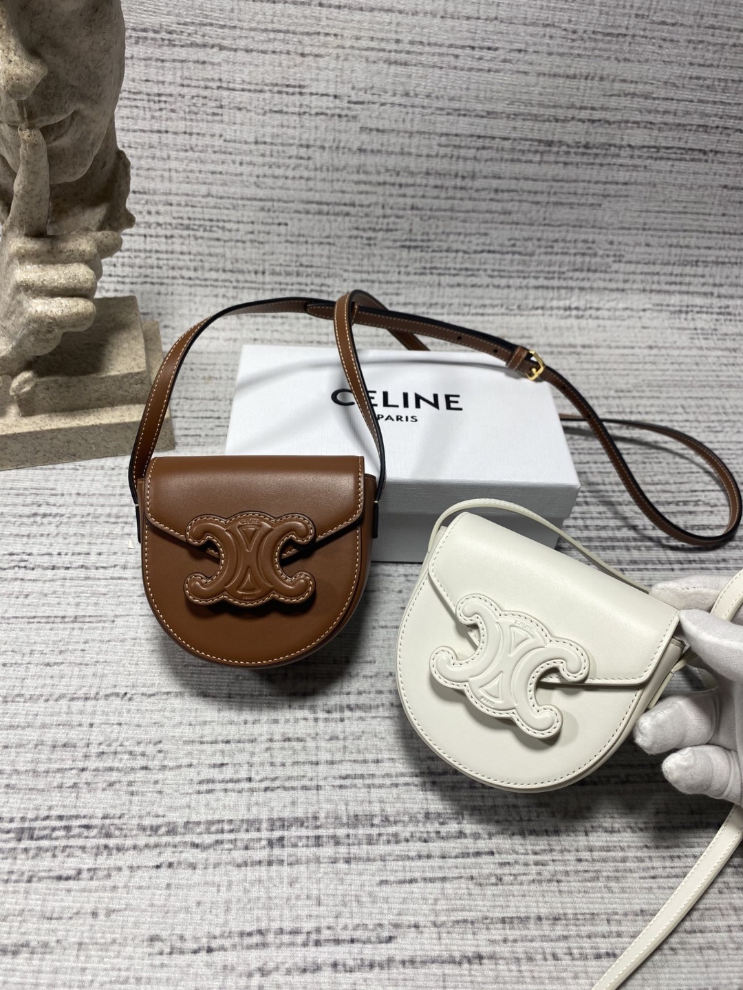 셀린느 미니베사체백