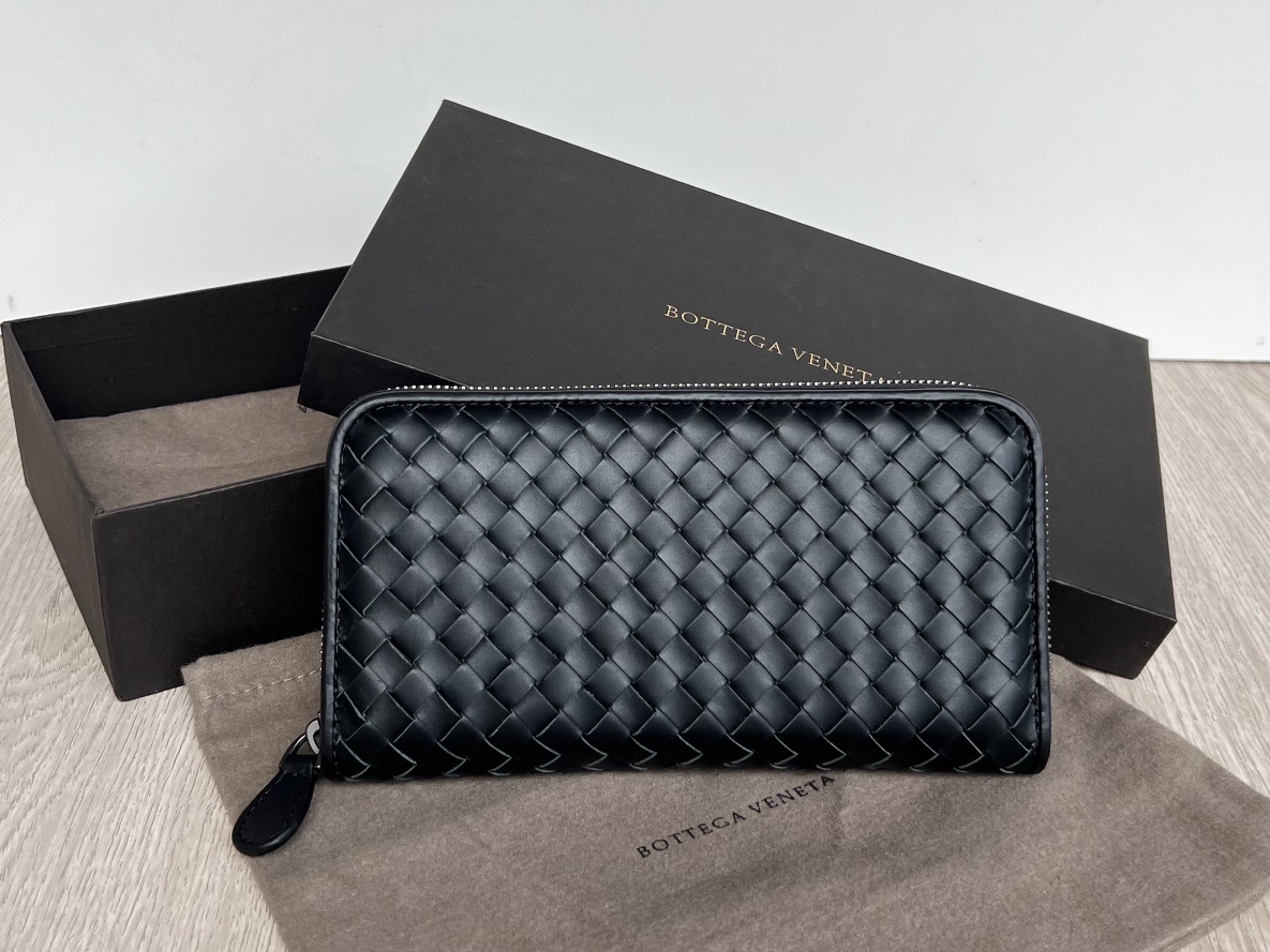 보테가베네타 지퍼장지갑
