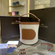 델보 팽미니버킷백