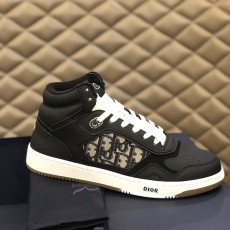 디올 스니커즈
