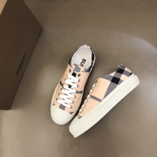 버버리 스니커즈