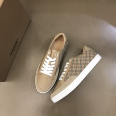 버버리 스니커즈