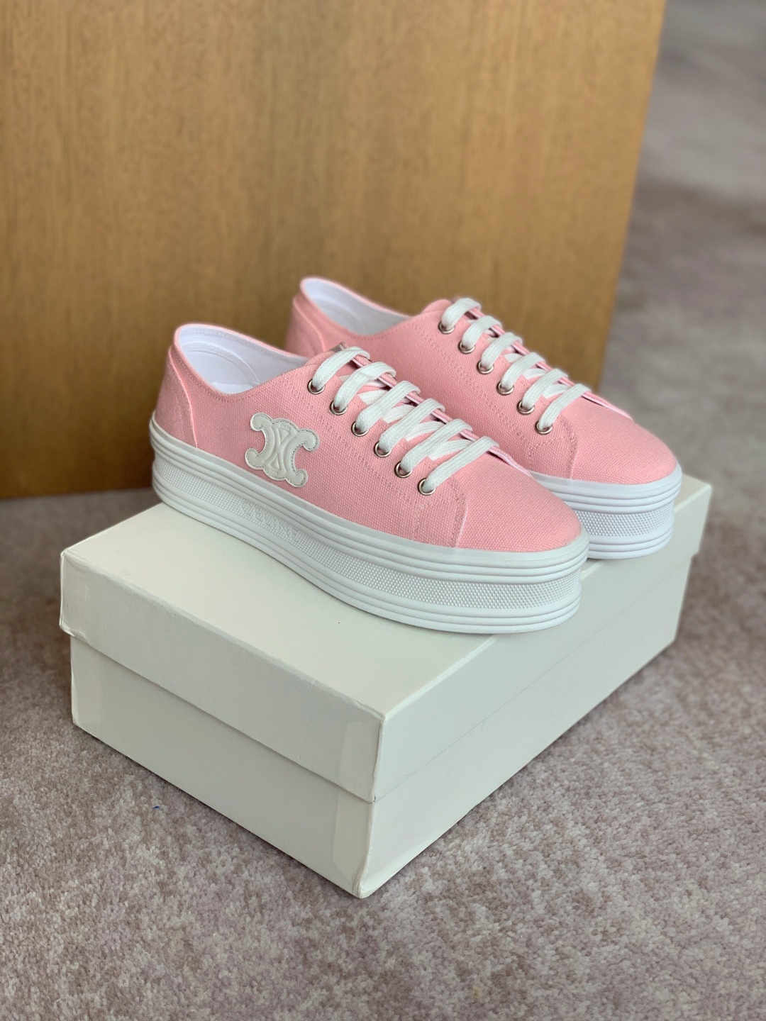 셀린느 스니커즈