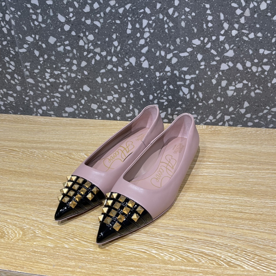 발렌티노 플랫슈즈