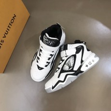 루이비통 스니커즈