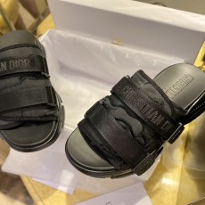디올 슬리퍼