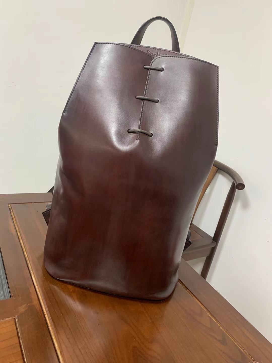 벨루티 백팩