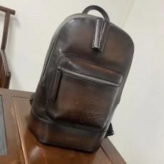벨루티 백팩
