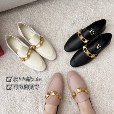 발렌티노 로퍼