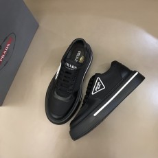 프라다 스니커즈