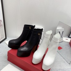 발렌티노 부츠