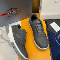 프라다 스니커즈