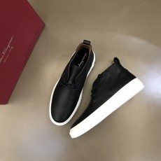페라가모 스니커즈