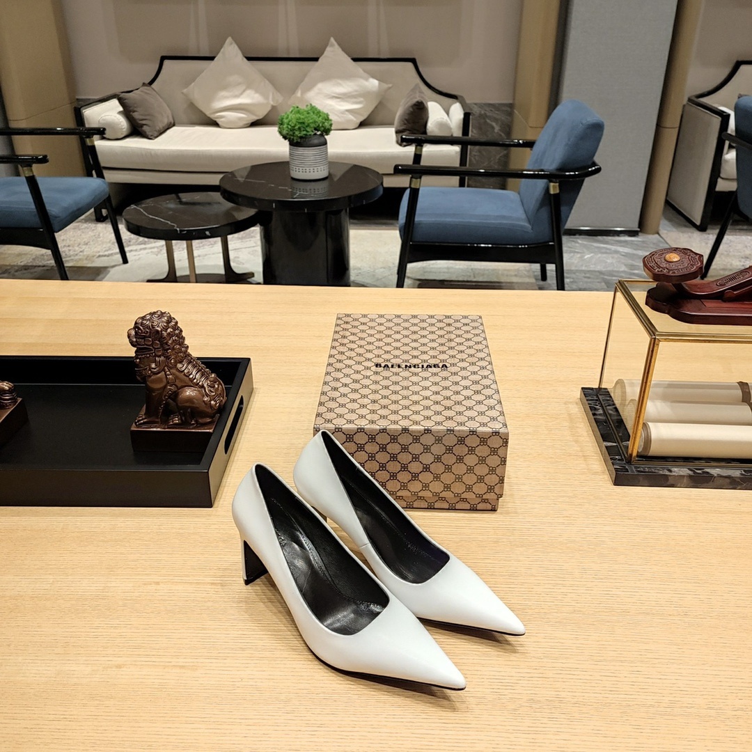 발렌시아가 구두