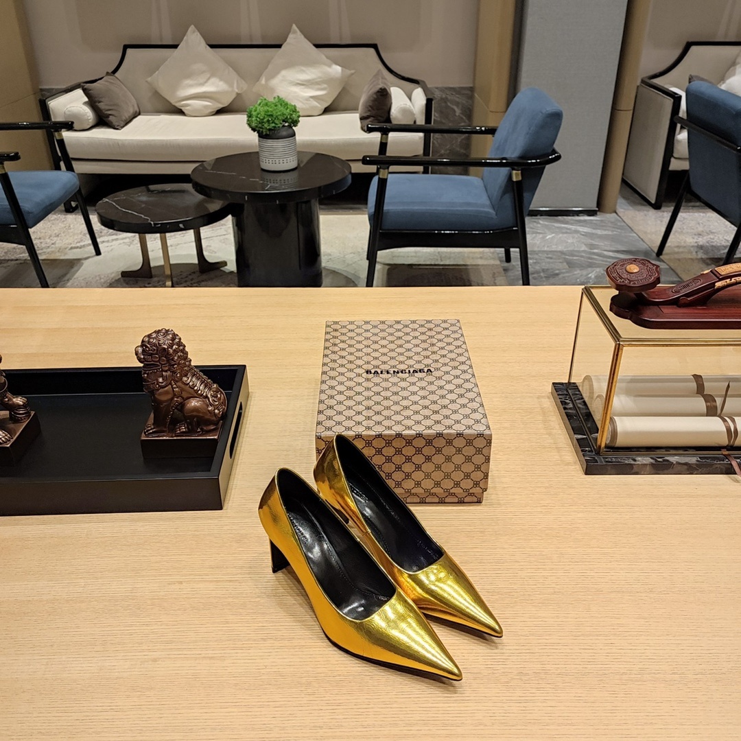 발렌시아가 구두