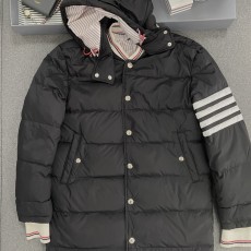 톰브라운 패딩