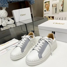끌로에 스니커즈