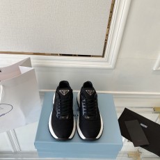 프라다 스니커즈