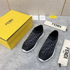 펜디 스니커즈