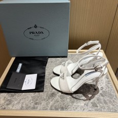 프라다 샌들