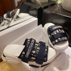 디올 슬리퍼