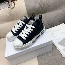 디올 스니커즈