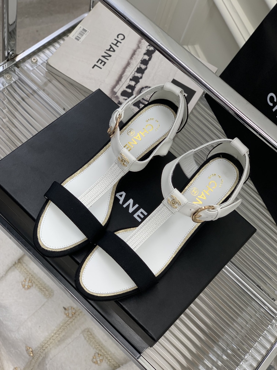 샤넬 샌들