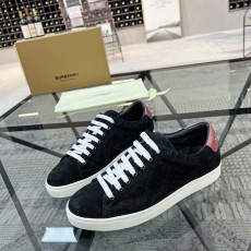 버버리 스니커즈