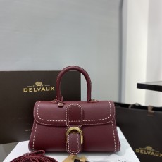 델보 브리앙이스트웨스트