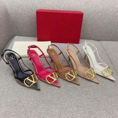 발렌티노 슬링백