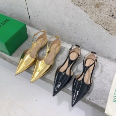 보테가베네타 슬링백