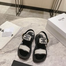 셀린느 샌들