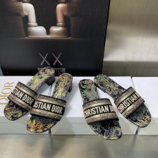 디올 슬리퍼