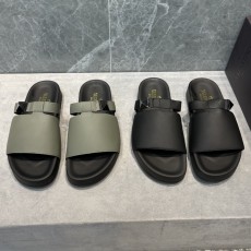 발렌티노 슬리퍼