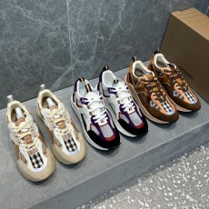 버버리 스니커즈