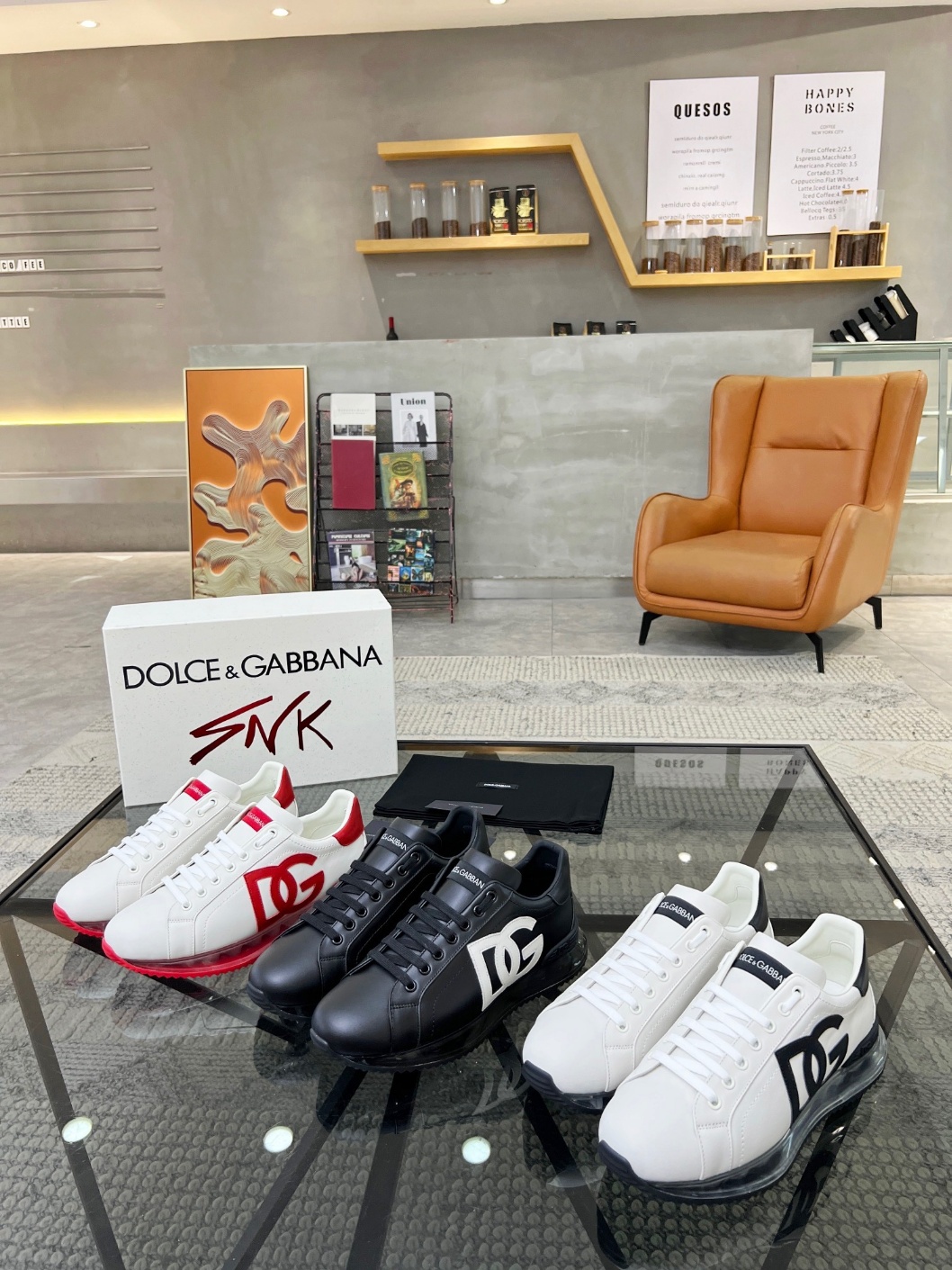 돌체앤가바나 스니커즈