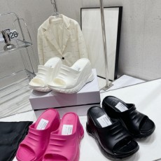 지방시 슬리퍼