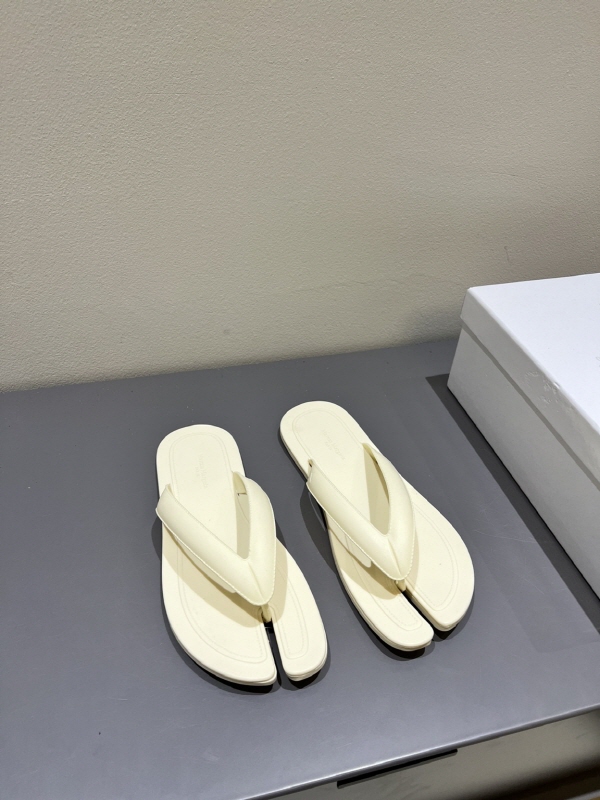 메종마르지엘라 조리슬리퍼