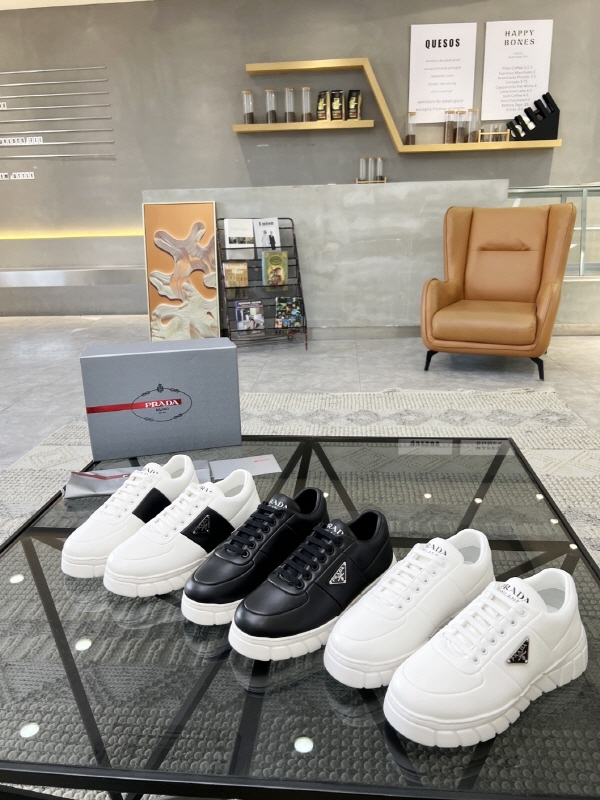 프라다 스니커즈