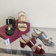 페라가모 샌들