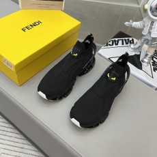 펜디 스니커즈