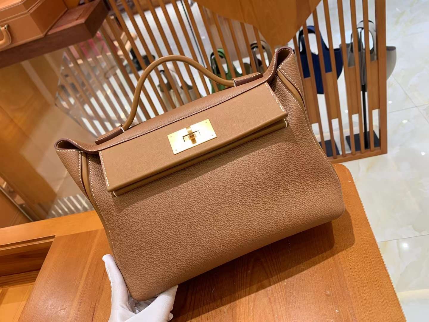 에르메스 2424