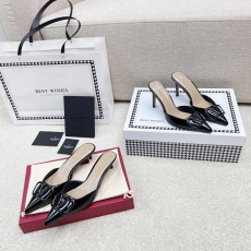 발렌티노 슬리퍼